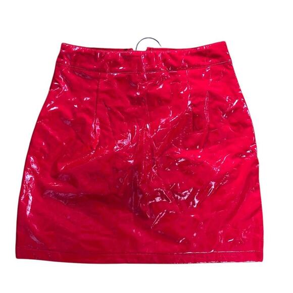 Red Patent Vinyl Mini Skirt - O-Ring Zipper, Retro Futuristic, Festival Outfit - Picture 2 of 5